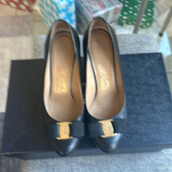 Salvatore Ferragamo Black - Picture 5 of 5